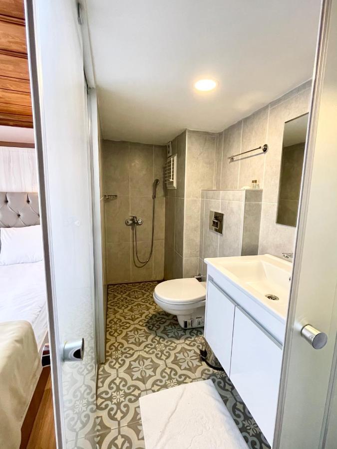 Qonaq Hotel & Suites อิสตันบูล ภายนอก รูปภาพ