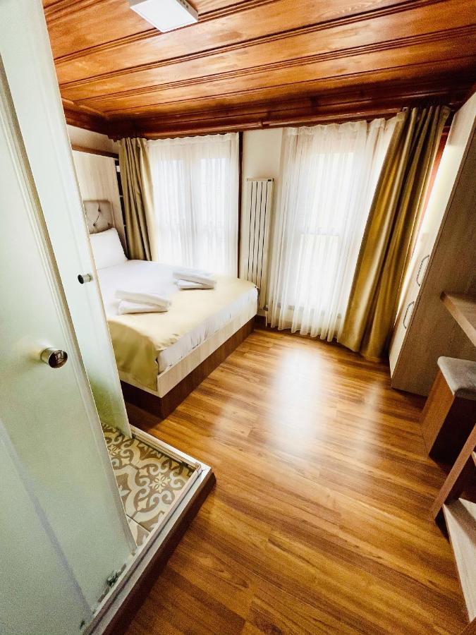 Qonaq Hotel & Suites อิสตันบูล ภายนอก รูปภาพ